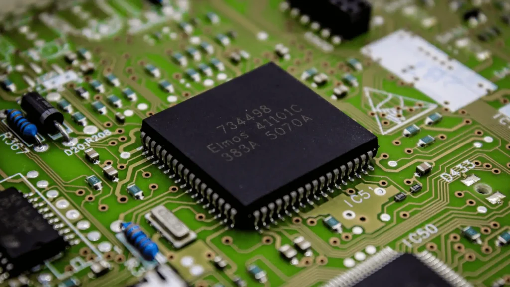 Semiconductor Manufacturing Equipment Market Forecast and Analysis Cover Image